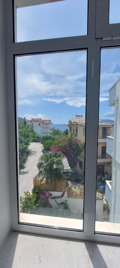 Hotel Kristal Vlorë Exterior foto